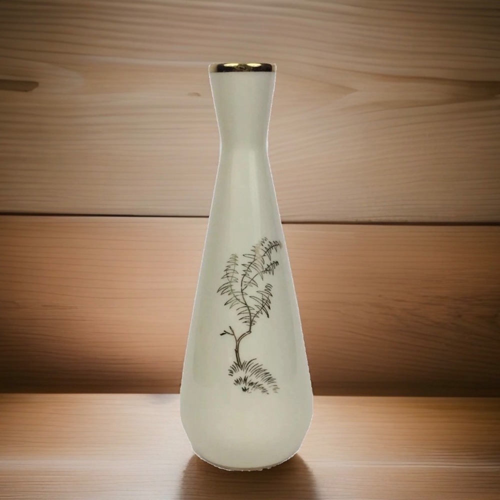 Alka Kunst Bavaria Beate Bud Vase Gold Rim Western Germany Porcelain Landscape